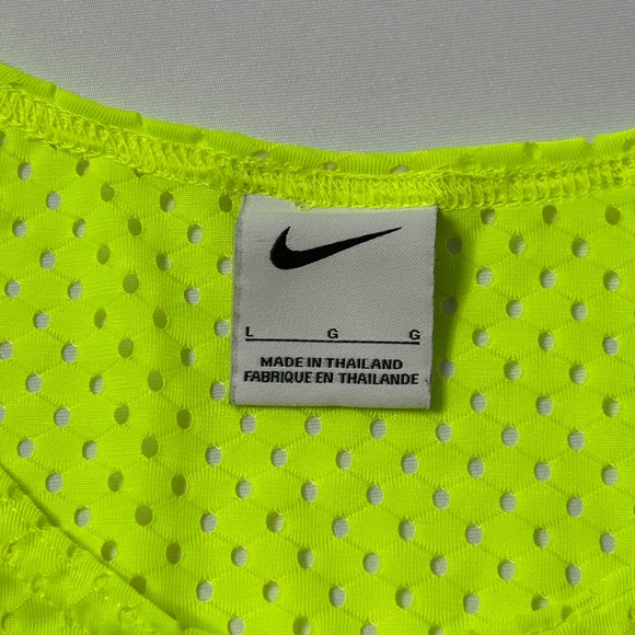 Nike Women's Neon Yellow Mesh Athletic Crop Tank Top Size L - Picture 5 of 9